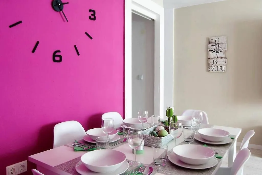 Apartment City Center Big Apartment-Family & Friends-5 Beds Malaga