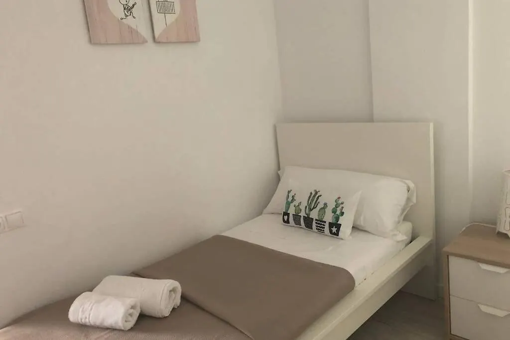 Apartment City Center Big Apartment-Family & Friends-5 Beds Malaga