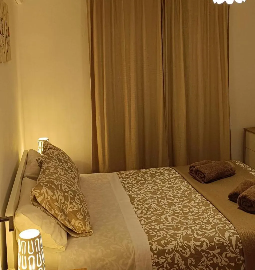 Appartement City Center Big Apartment-Family & Friends-5 Beds Málaga
